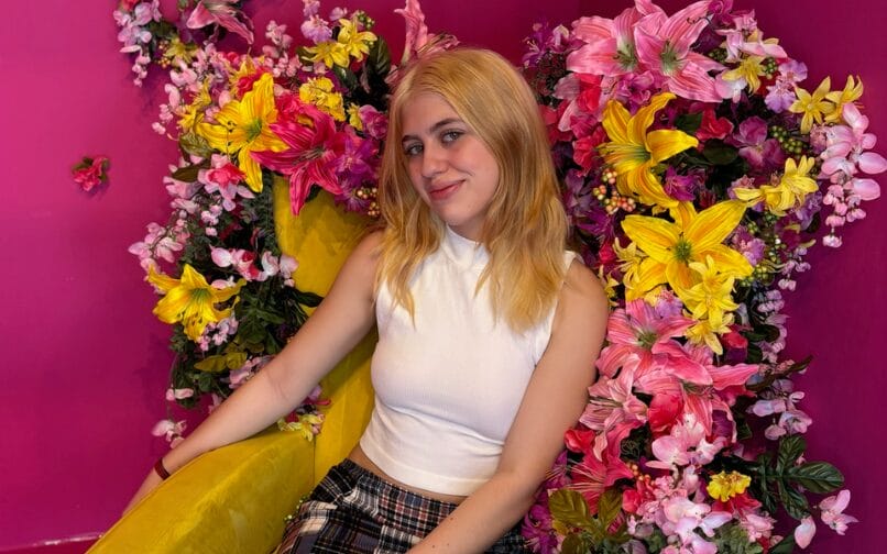 estudiante sonriente