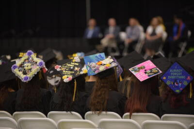 Sombreros de graduación con estilo